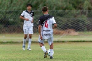 How the 4-4-2 Soccer Formation Works: Shape, Roles, and Tactics